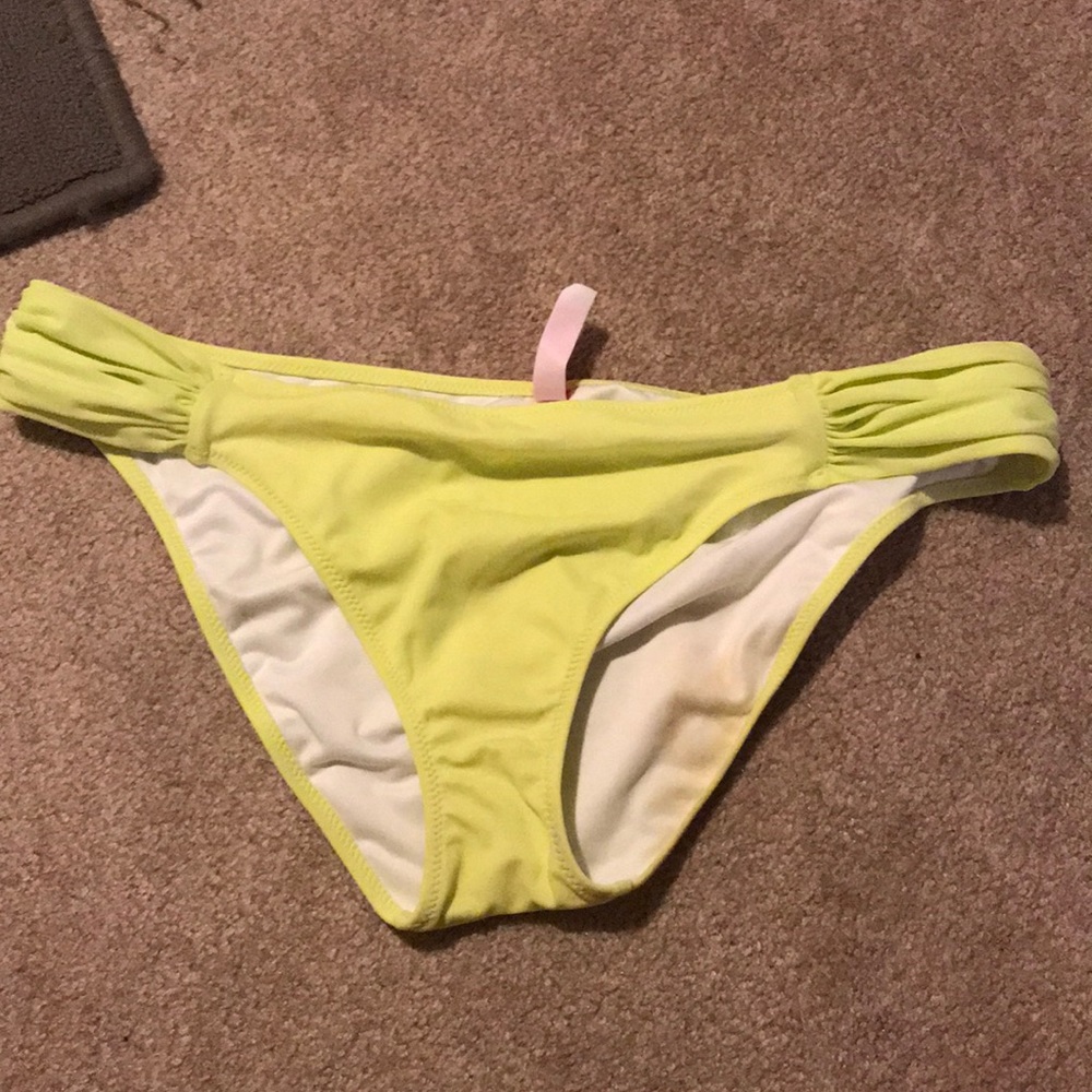 Bikini bottoms
